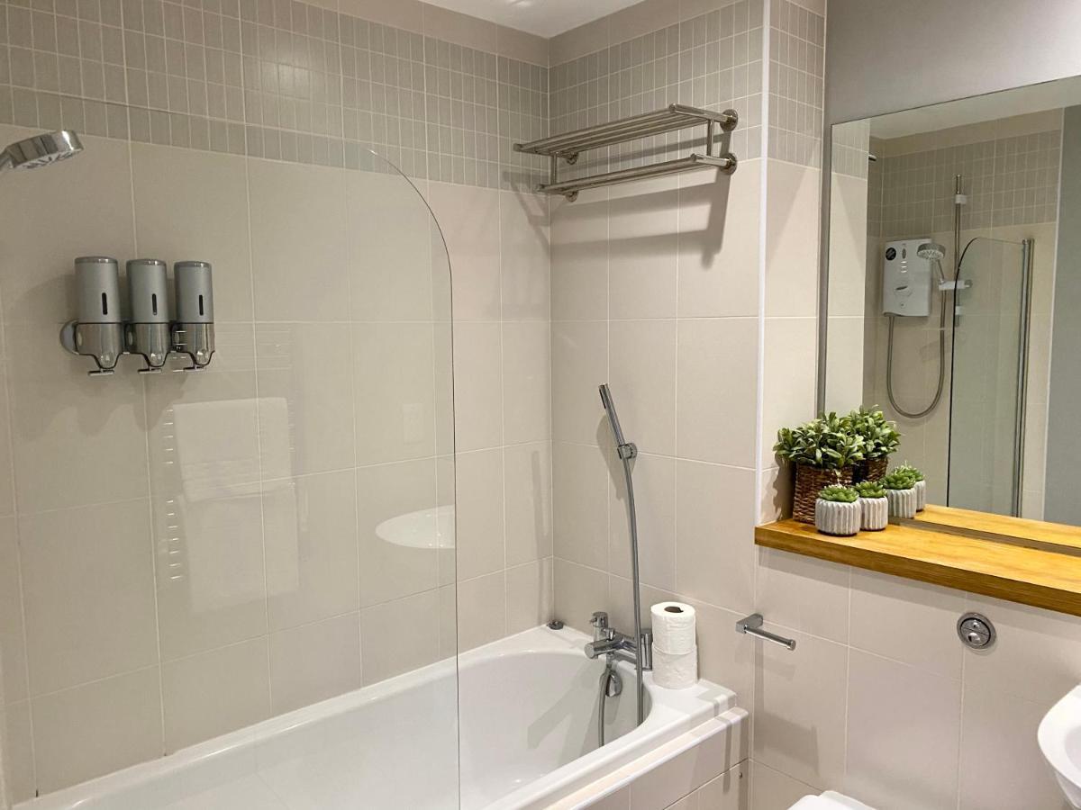 Titanic And Sea View Belfast 2 Bedroom Apartment City Centre Exterior foto